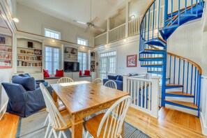 Interior - Gorgeous Coastal Home with Spacious Decks & Pool- Steps to the Beach and Dining (Santa Rosa Beach)