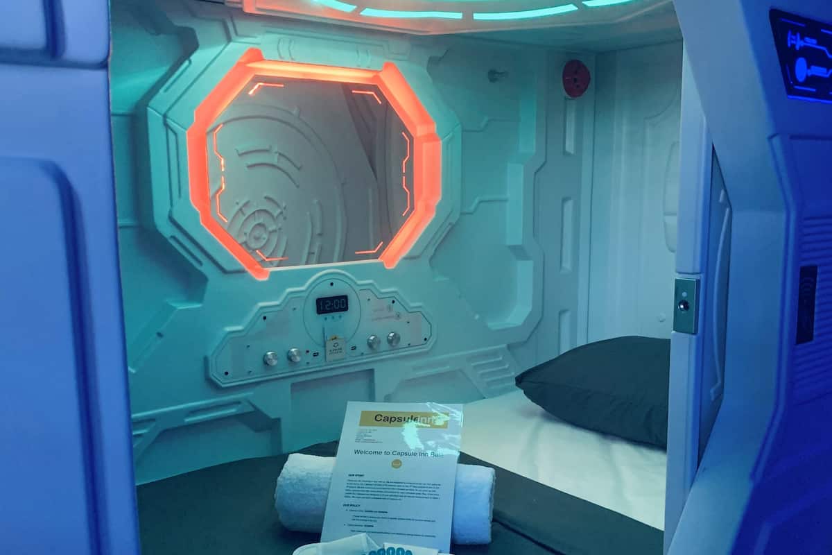 Memory foam beds, soundproofing, free WiFi, bed sheets