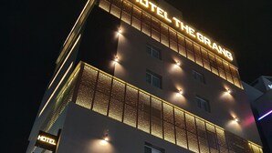 星評価なしの画像、5 / 73、ボタン