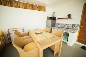 Outdoor dining - Bali Villas Panglao Bohol (Panglao)