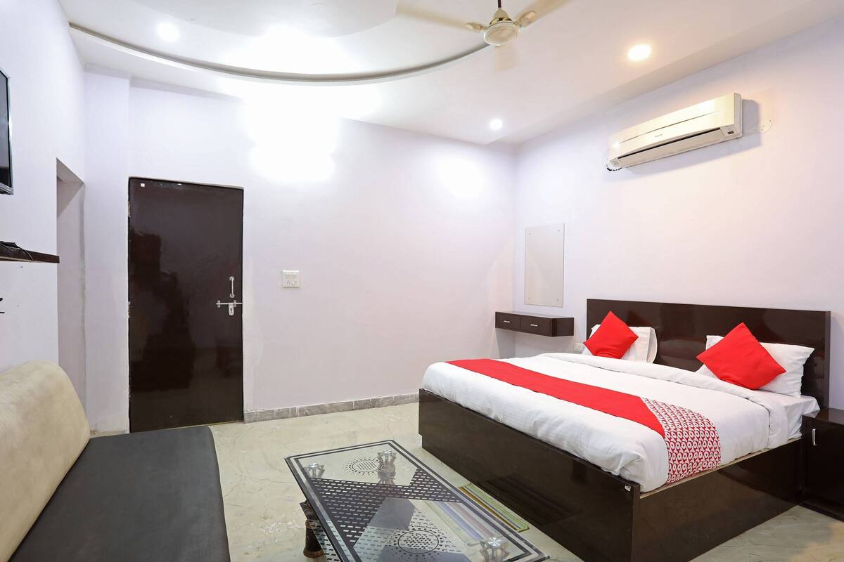 Standard Double Room | Free WiFi