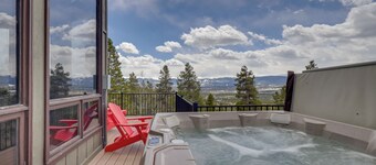 Panoramic Mountain-View Retreat w/ Hot Tub + Deck!