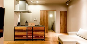 Chambre, non-fumeurs, animaux de compagnie interdits (Garage Concept, 104) | Bureau, Wi-Fi gratuit