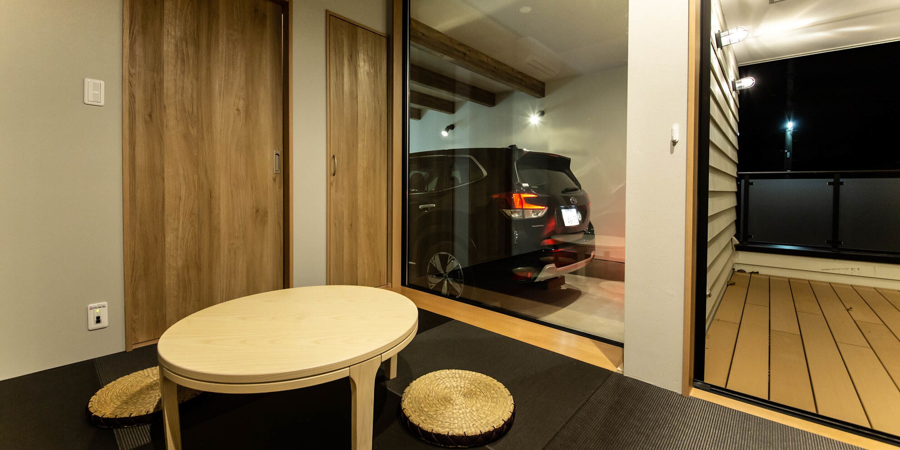 Garage Concept Room (No pets allowed) | Living area | 49-inch LCD TV with digital channels, TV