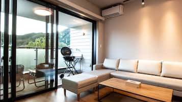 Garage Concept Room (No pets allowed) | View from room