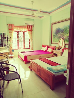 10 bedrooms, in-room safe, desk, soundproofing