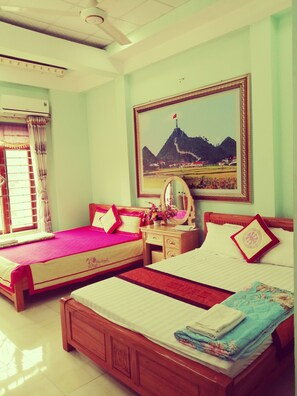 10 bedrooms, in-room safe, desk, soundproofing