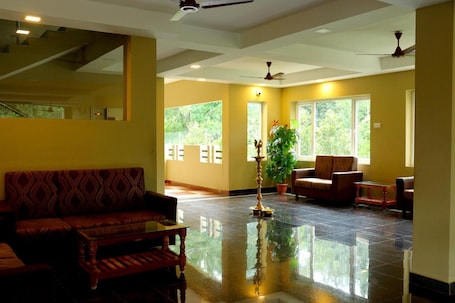 Lobby. Ack Palacce Inn