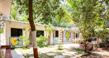 OYO 33356 Nanas Holiday Home