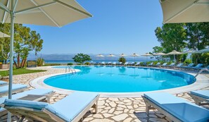 Outdoor pool - Chrismos Luxury studio 3A Apraos Corfu (Corfu)