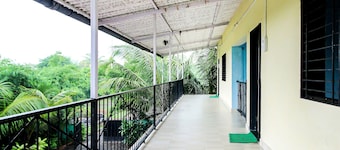 OYO 45804 Asha Nivas Holiday Home