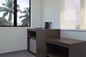 Habitación doble de luna de miel, 1 cama King size, baño privado | Frigobar