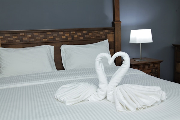 Honeymoon Double Room, 1 King Bed, Private Bathroom | Premium bedding, memory foam beds, desk, soundproofing