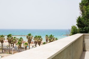 Balcony view - Bugrashov 3 (Tel Aviv)