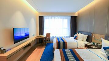 Twin Room, Sea View | Minibar, desk, blackout curtains, free WiFi