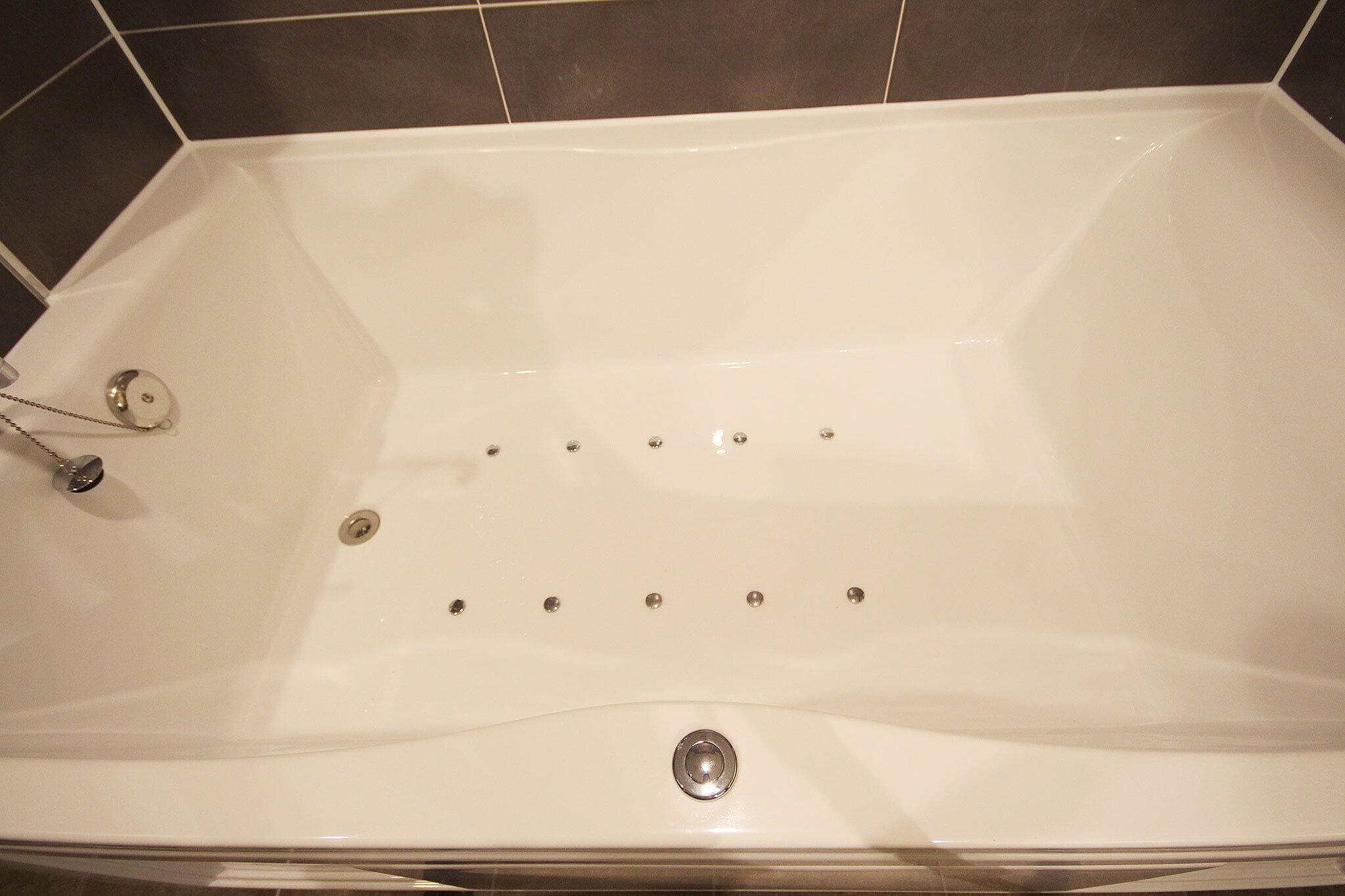 deluxe double room, non smoking | deep-soaking bathtub