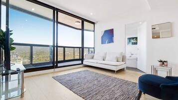 City Apartment, 2 Bedrooms, Hill View | Living room | Smart TV, Netflix, streaming services