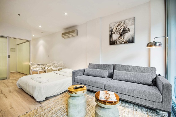 City Apartment, 2 Bedrooms