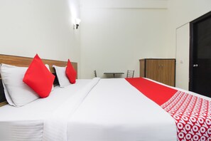 Free WiFi, bed sheets - OYO 63489 Hotel Taj Paradise (Agra)
