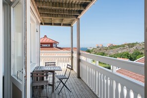 公寓, 部分海景, 副楼 (Sheets and cleaning not included) | 阳台