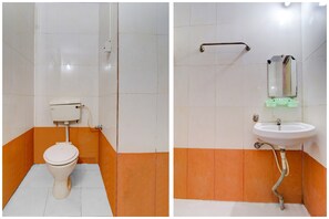 Bathroom - Spot ON 42974 Seema Garden (Mahad)