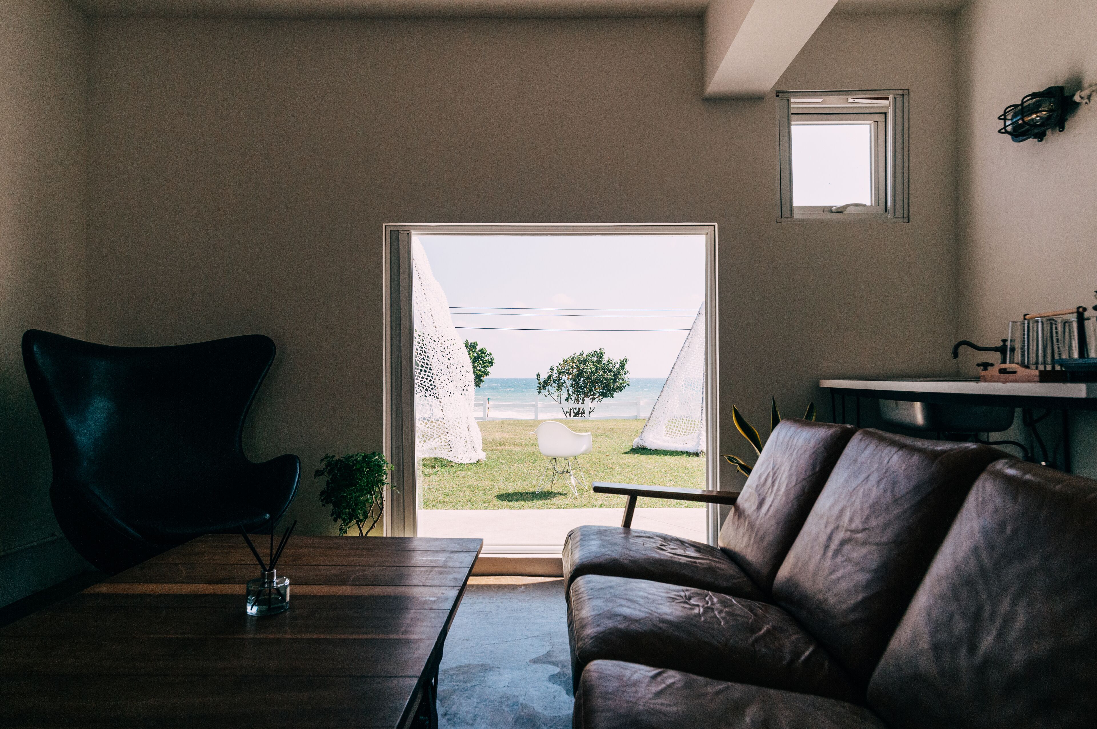 Casa Confort, cocina básica (1930) | Zona de estar | Una televisión de pantalla plana