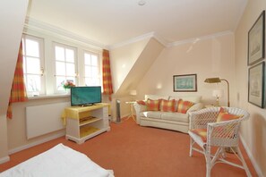 TV - House Tondernhüs, Germany (Sylt-Ost)