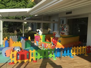 Game room - La Dolce Vita Hotel (Menton)