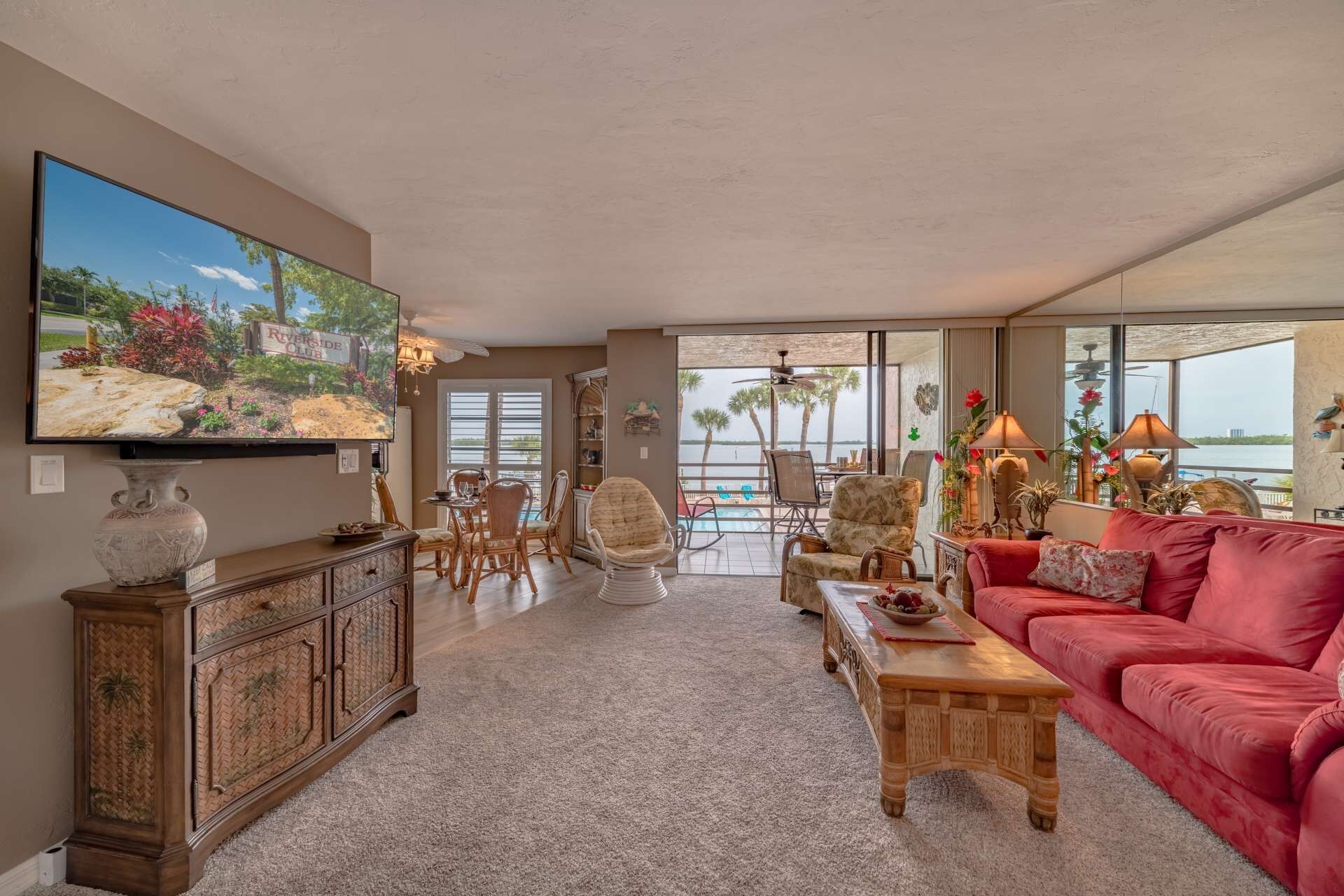 Amazing Waterfront View w/Exterior Entry, Heated Pools & Spas, WiFi; Walk to Olde Marco Shops/Dining