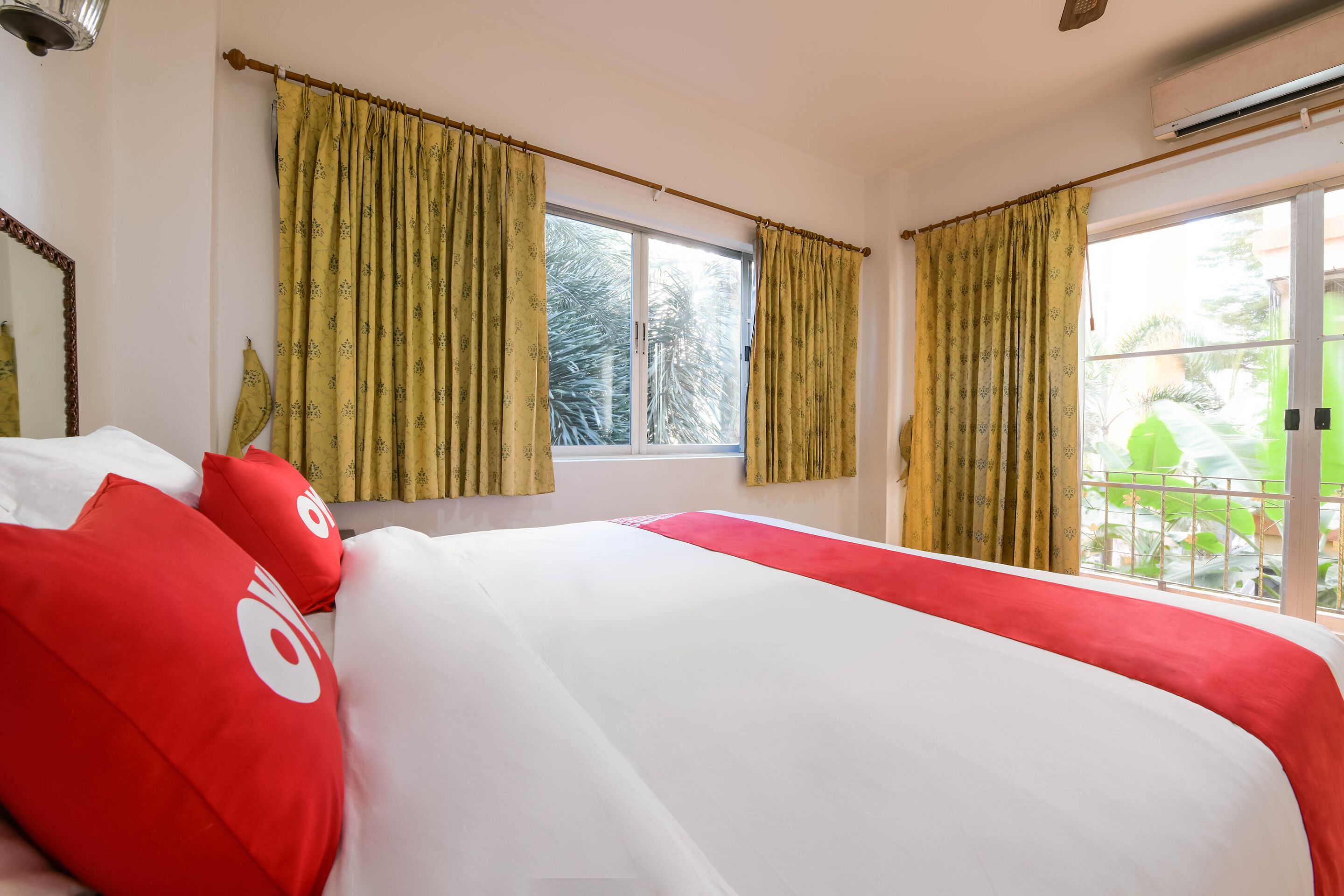 suite | desk, free wifi