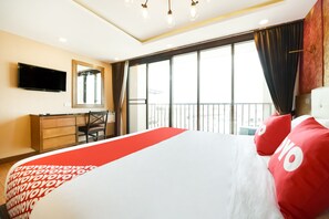 Deluxe Double Room | Meja, Wi-fi percuma, cadar katil 
