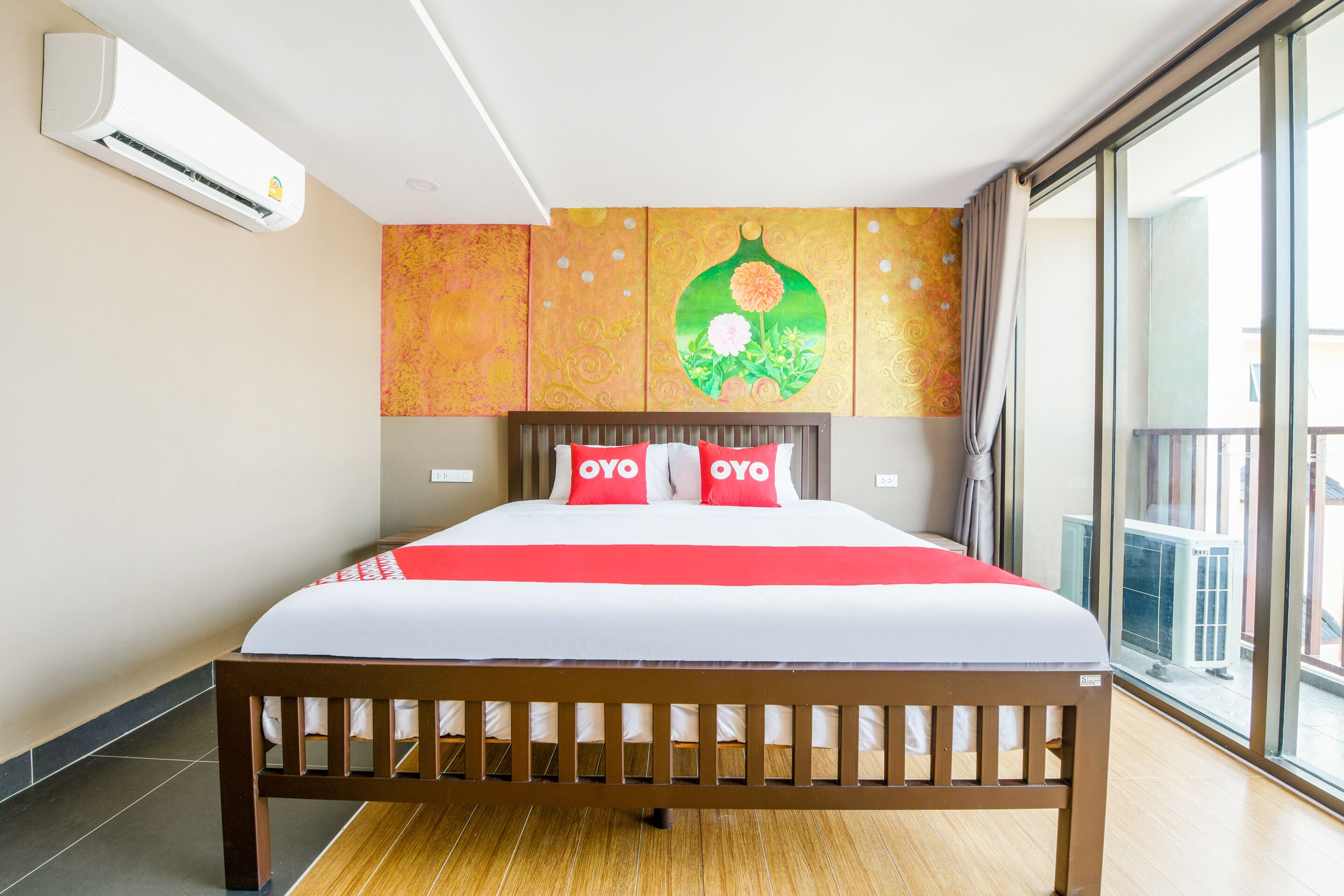 standard double room | desk, free wifi, bed sheets