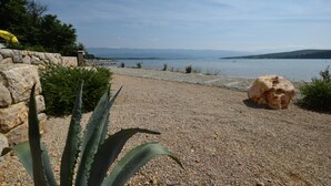Front of property - Penthouse Sabbia (Dobrinj)