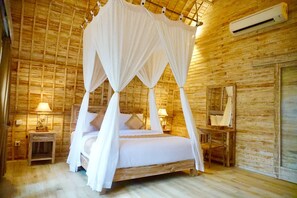 1 室のベッドルーム、セーフティボックス (室内)、WiFi