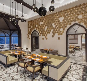 2 restaurants, breakfast, lunch, dinner served; Indian cuisine  - Welcomhotel by ITC Hotels, Raja Sansi, Amritsar (Ajnala)