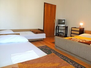 Apartment, 1 Bedroom (142 – lijevi)