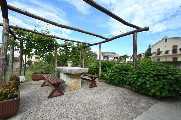Apartment, 2 Bedrooms | Terrace/patio
