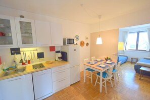 Appartement, 1 chambre (305) | Restauration dans la chambre