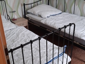 2 Schlafzimmer