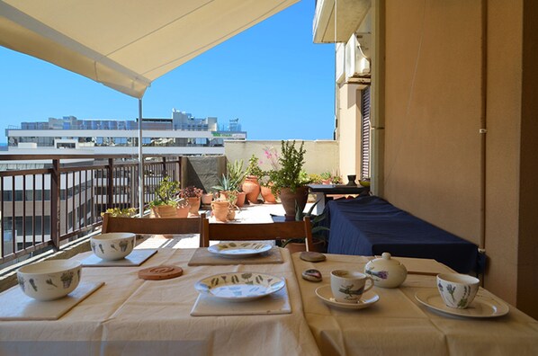 Apartment, 1 Bedroom, City View | Balcony view