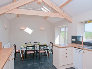 Cottage | Private kitchen | Microwave, stovetop, dishwasher, highchair - Hazel Cottage (Kingsbridge)