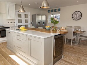 Cottage | Interior