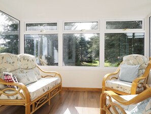 Cottage | Interior - St. Aethans (Invershin)