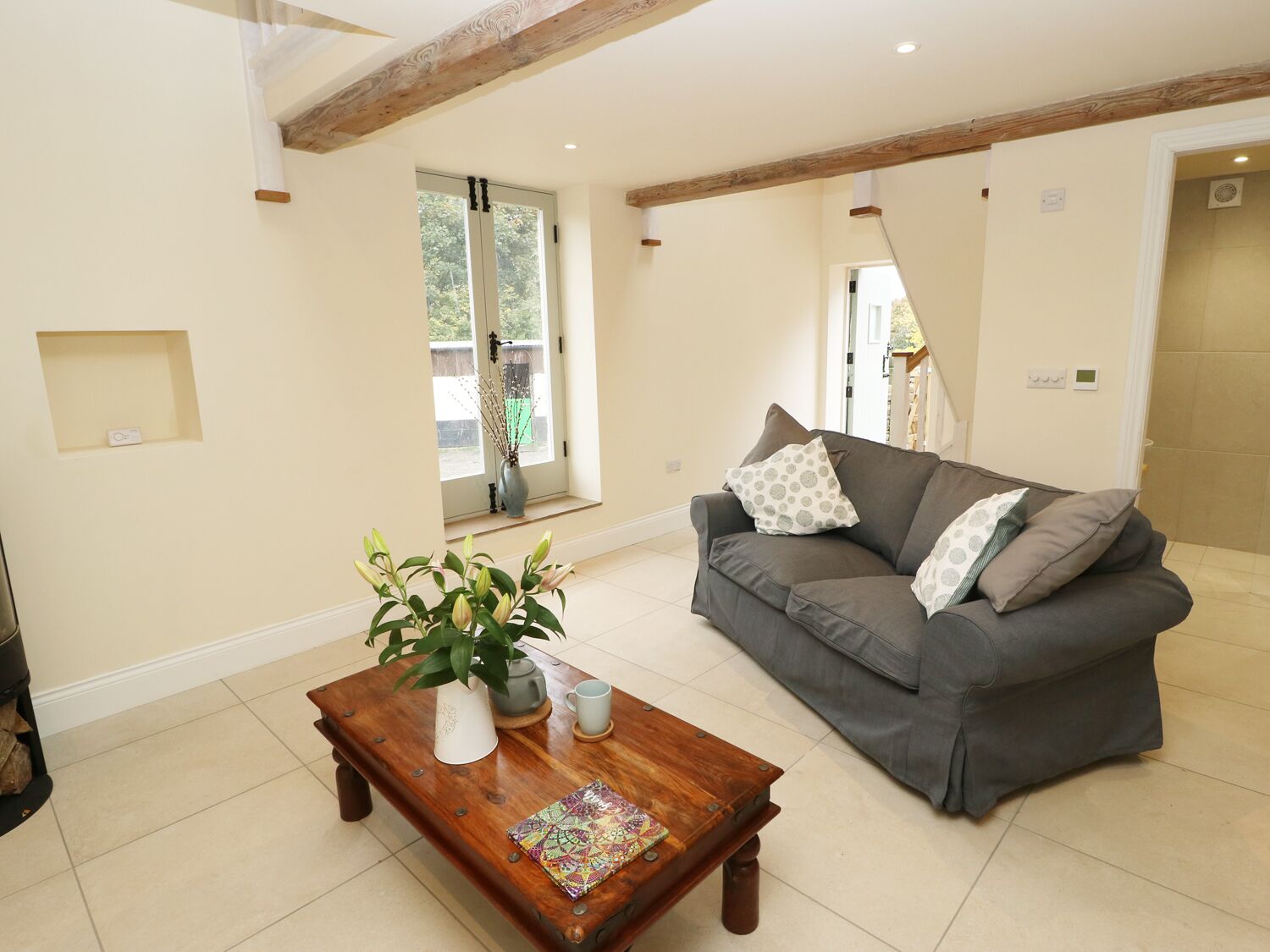 Cottage | Living room | TV