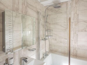 Cottage | Bathroom - 5 Fairhaven (Salcombe)