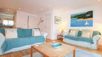 Cottage | Living area