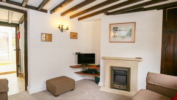 Cottage | Living area | TV, DVD player