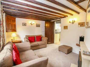 Cottage | Interior - Japonica Cottage (Cheltenham)