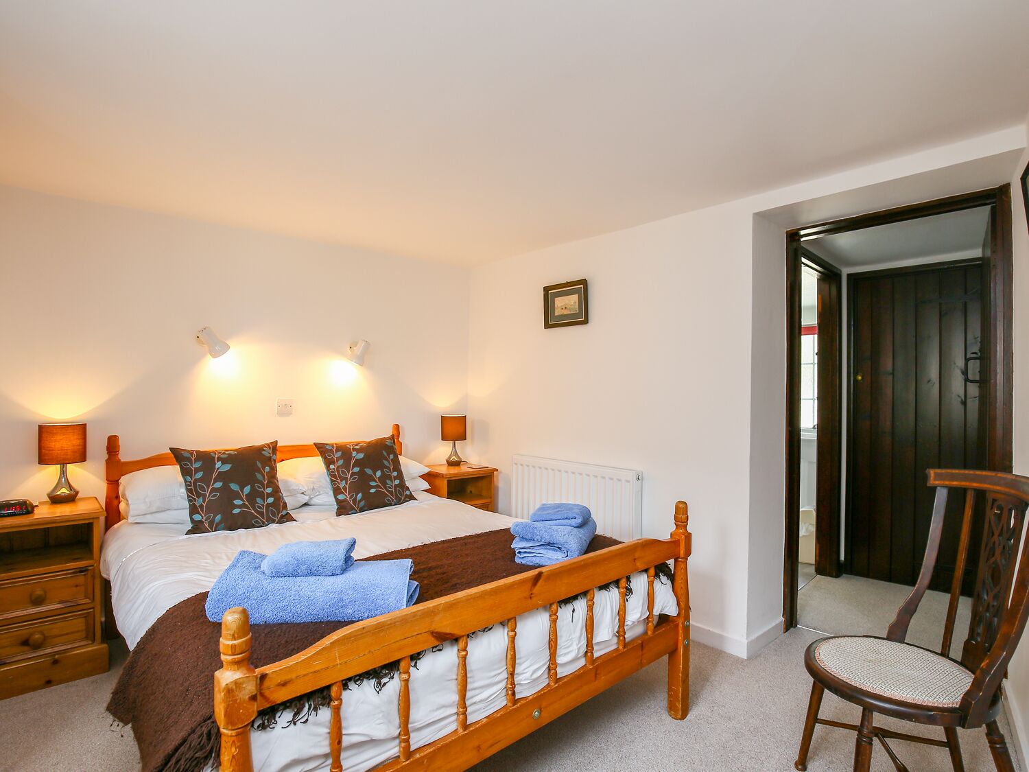 Mökki | 2 makuuhuonetta, yksilöllisesti sisustettu, yksilöllisesti kalustettu