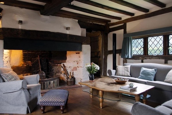 Cottage | Interior